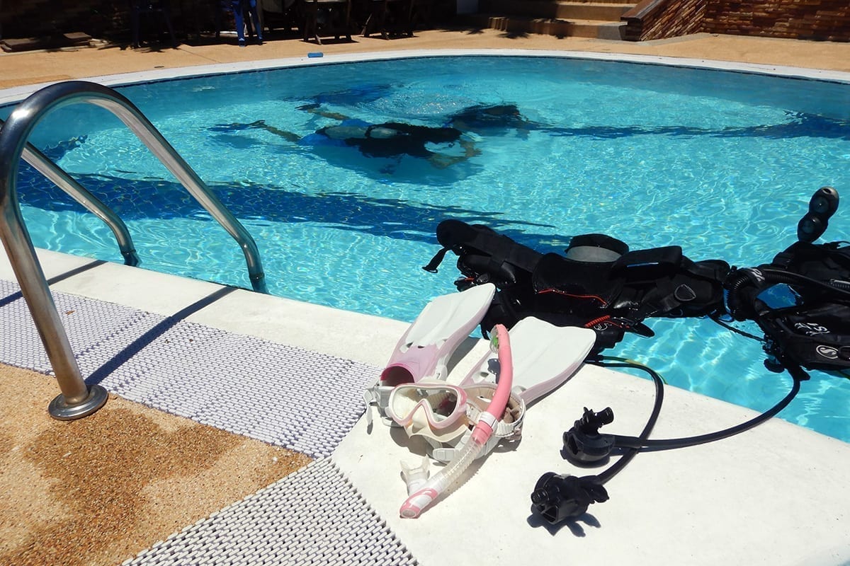 PADI Open Water Diver, Pool Session